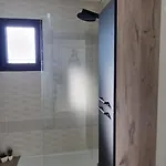 Moderne Avec Piscine Privée * Roubia