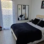 Moderne Avec Piscine Privée Villa