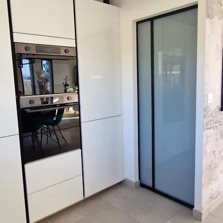 Moderne Avec Piscine Privee