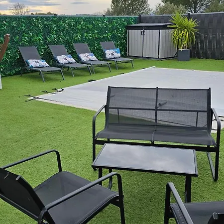Moderne Avec Piscine Privee 别墅 *